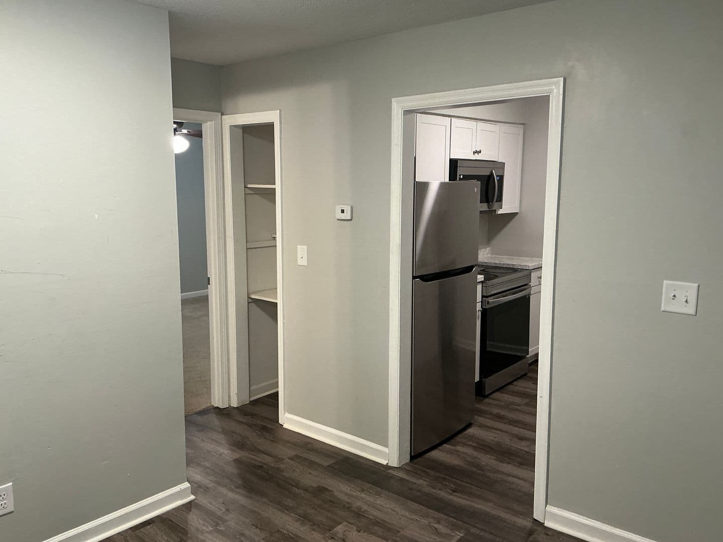 Columbia Apartment: 1005 Piney Woods Rd.