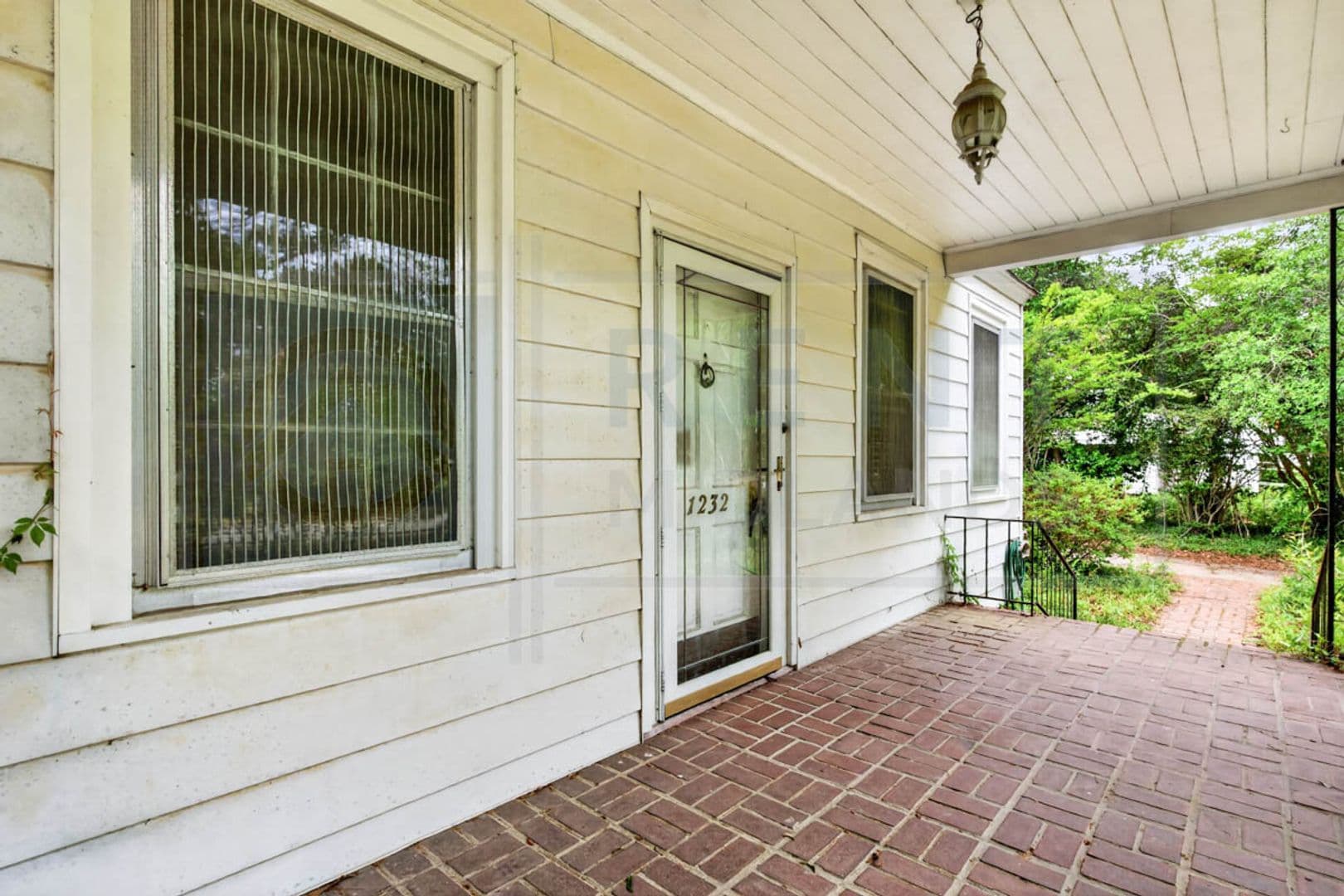 Cayce House: 1232 Axtell Dr
