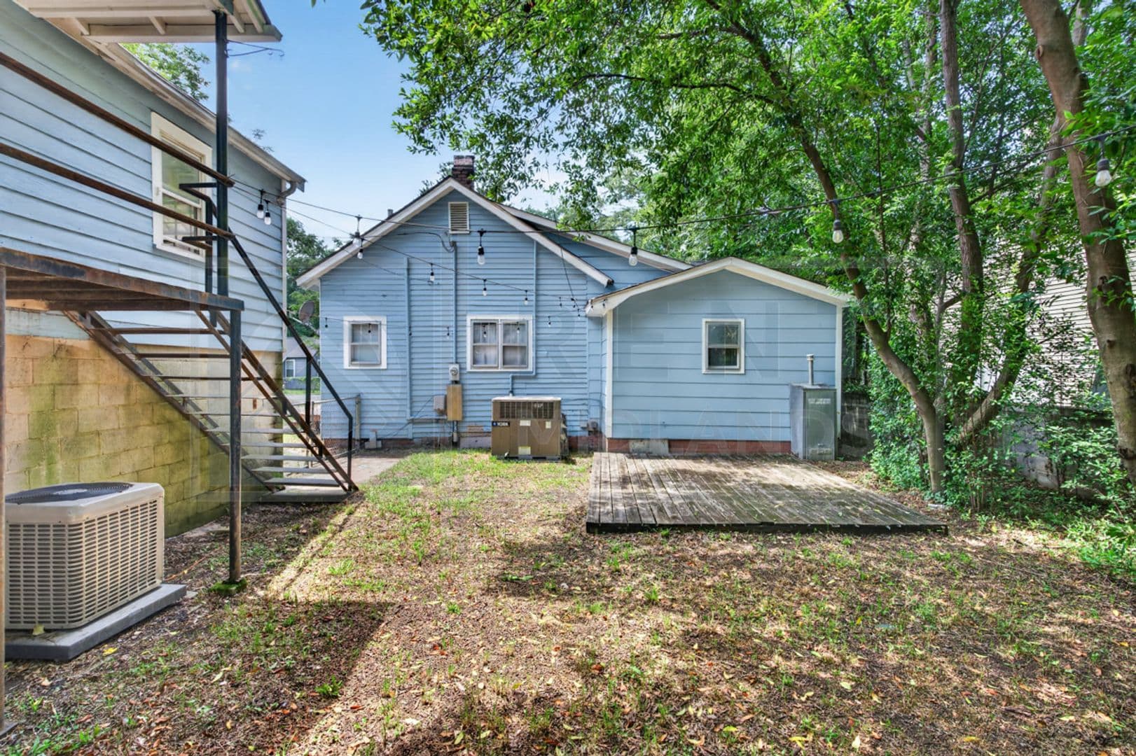 Columbia Townhome: 840 Ohio St