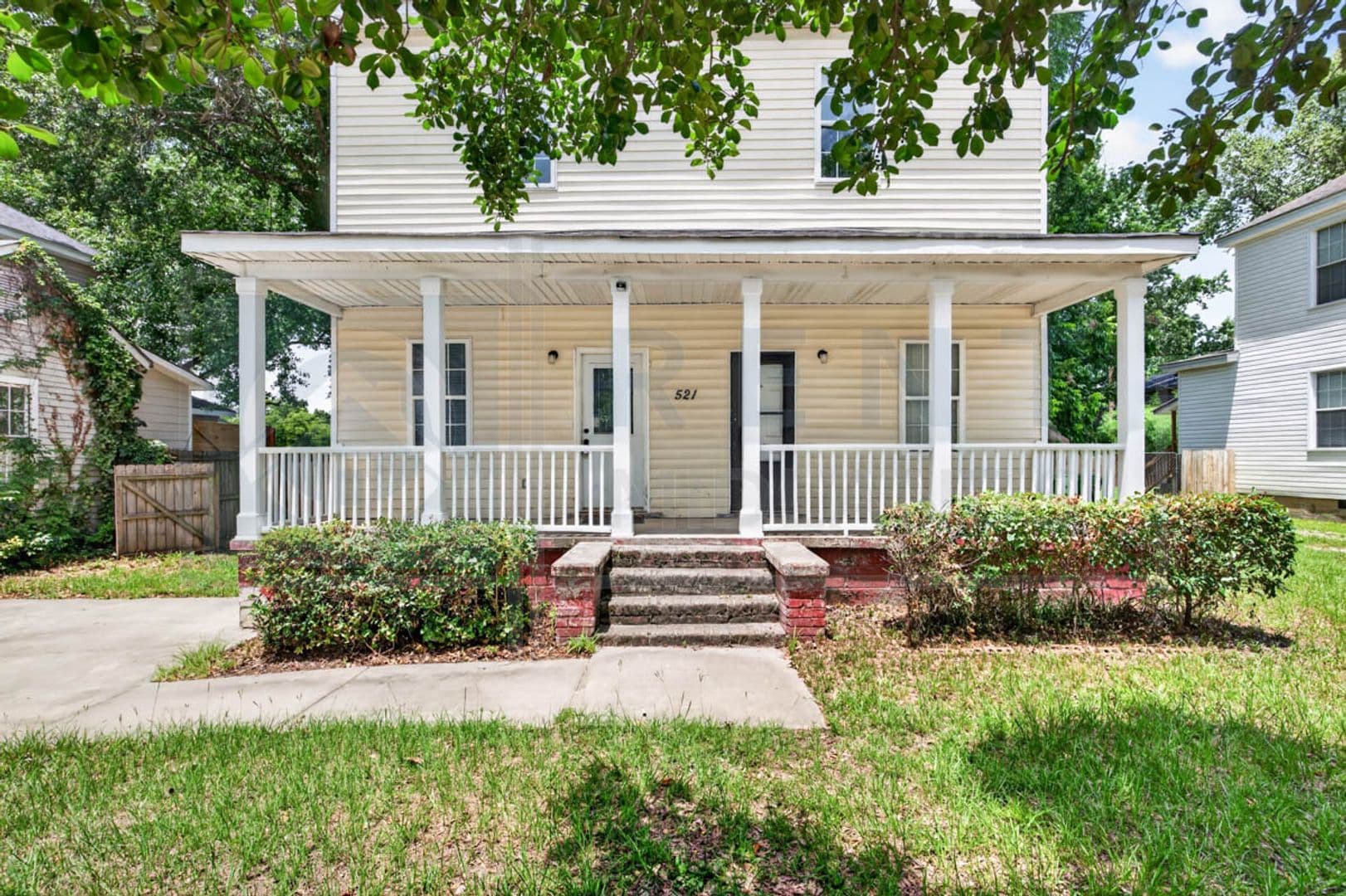 Columbia House: 521 Georgia St.