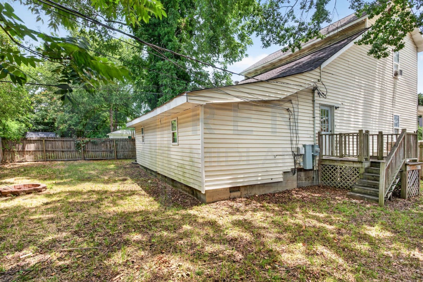 Columbia House: 521 Georgia St.