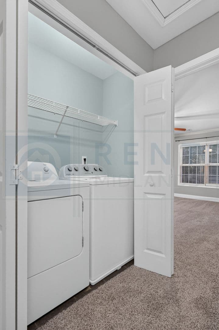 Columbia Townhome: 407 Hampton Forest Dr
