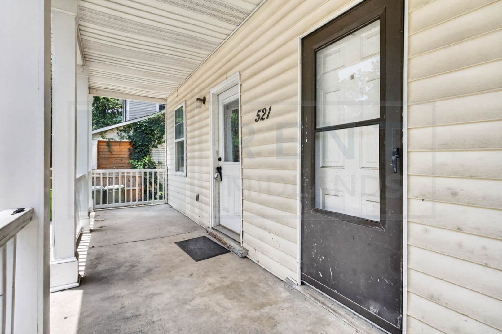 Columbia House: 521 Georgia St.