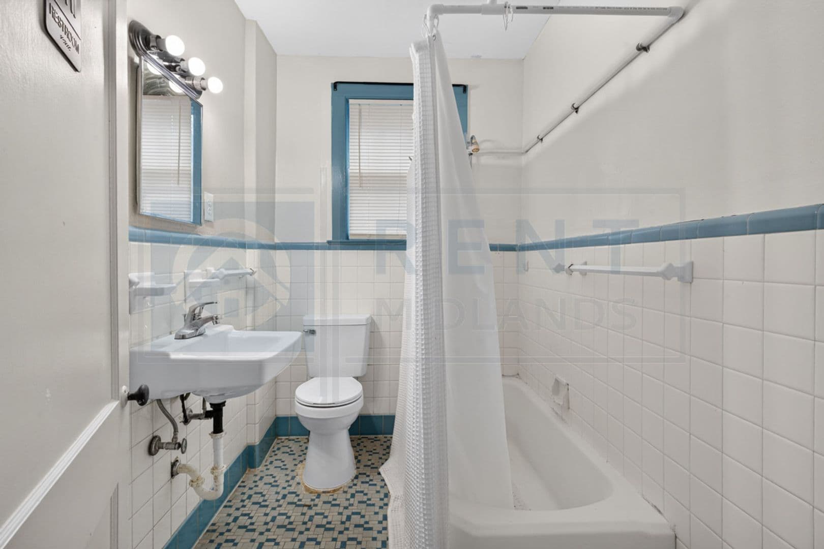 Columbia Townhome: 840 Ohio St