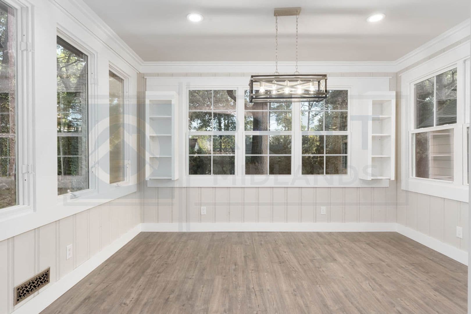 Columbia House: 2903 Trenholm Rd