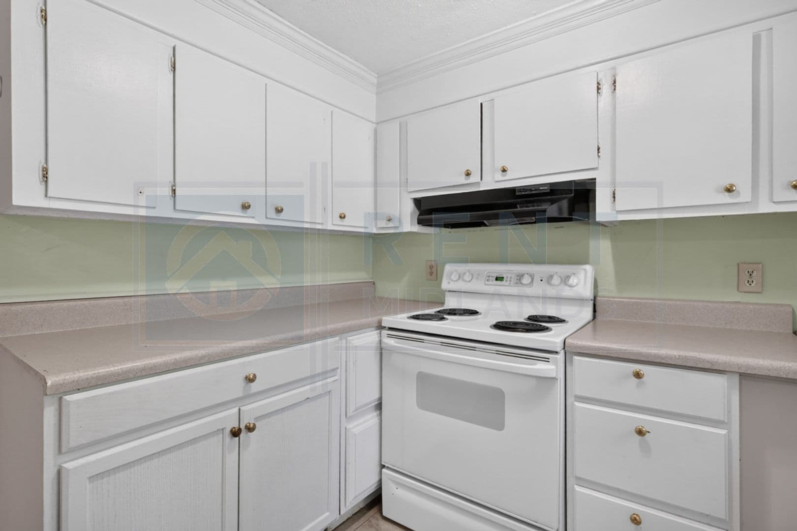 Columbia House: 501 Fore Ave
