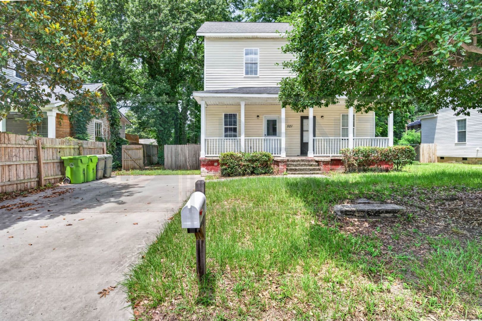 Columbia House: 521 Georgia St.