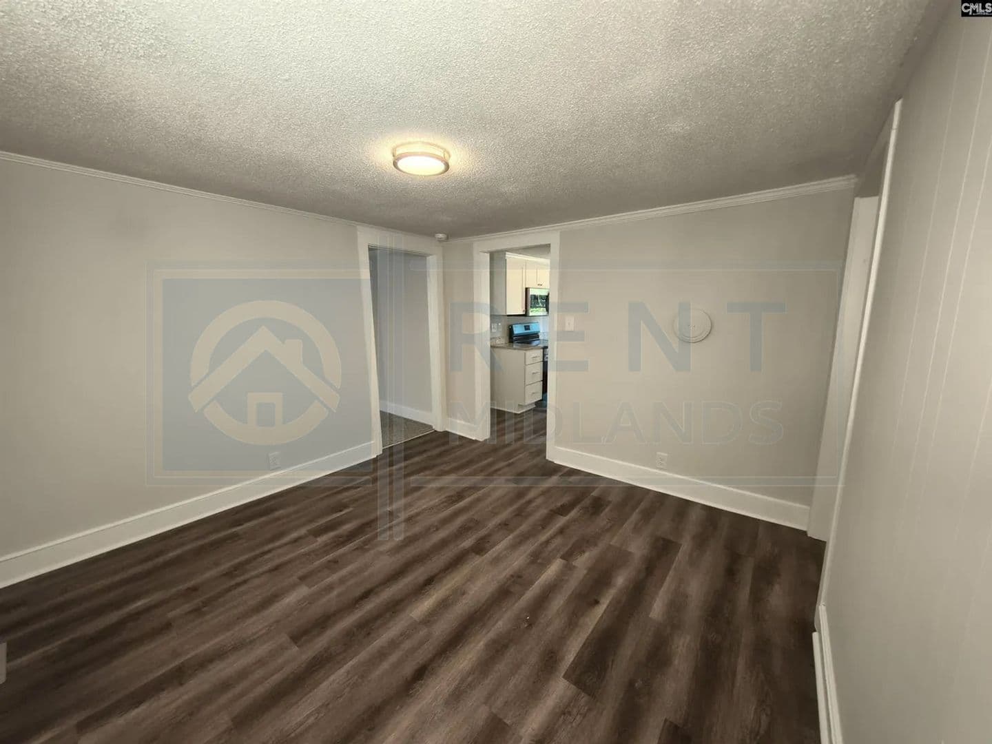 Blythewood House: 804 Sandfield Rd