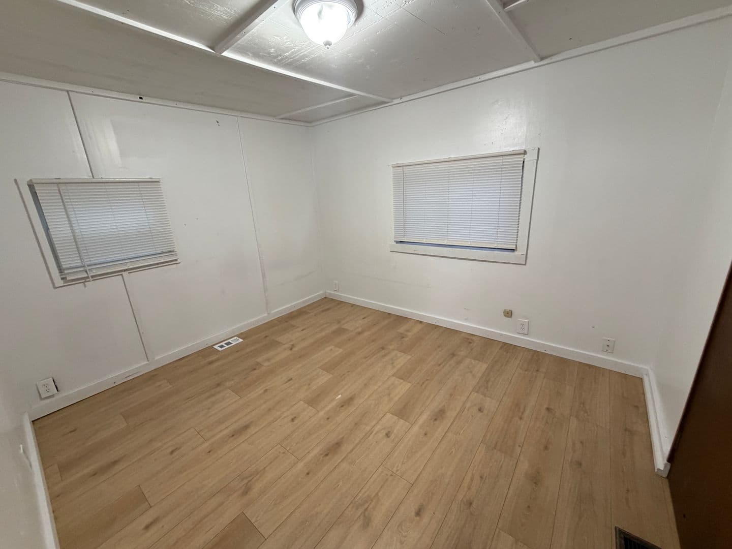 Billings House: 5022 Danford Dr - Danford Trailer 2