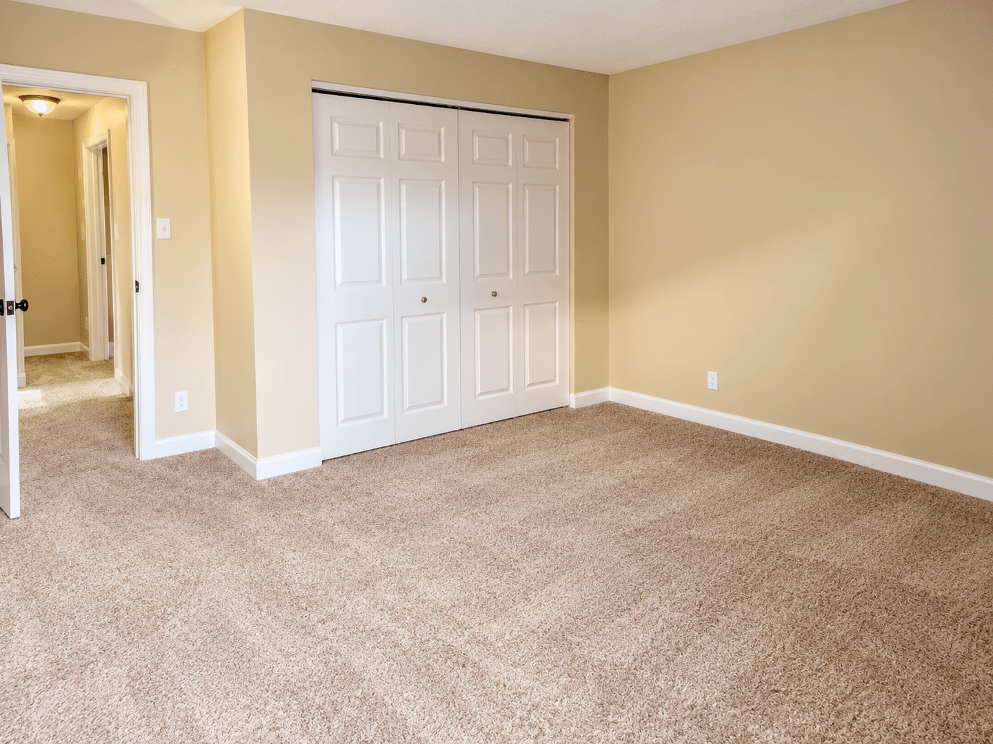Billings Apartment: 300 N 25th Street