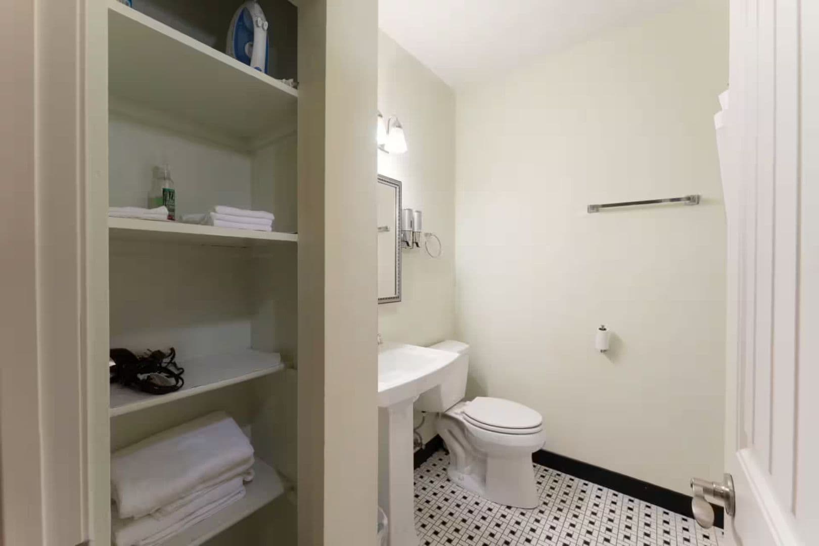 Billings Apartment: 2520 2nd Ave. North