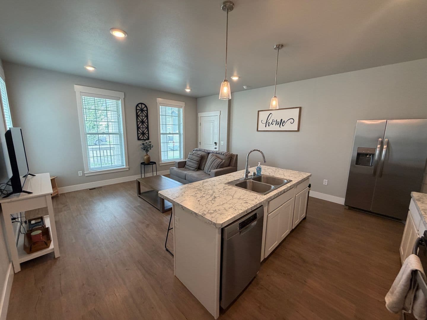 Billings Apartment: 6120 Elysian Rd.