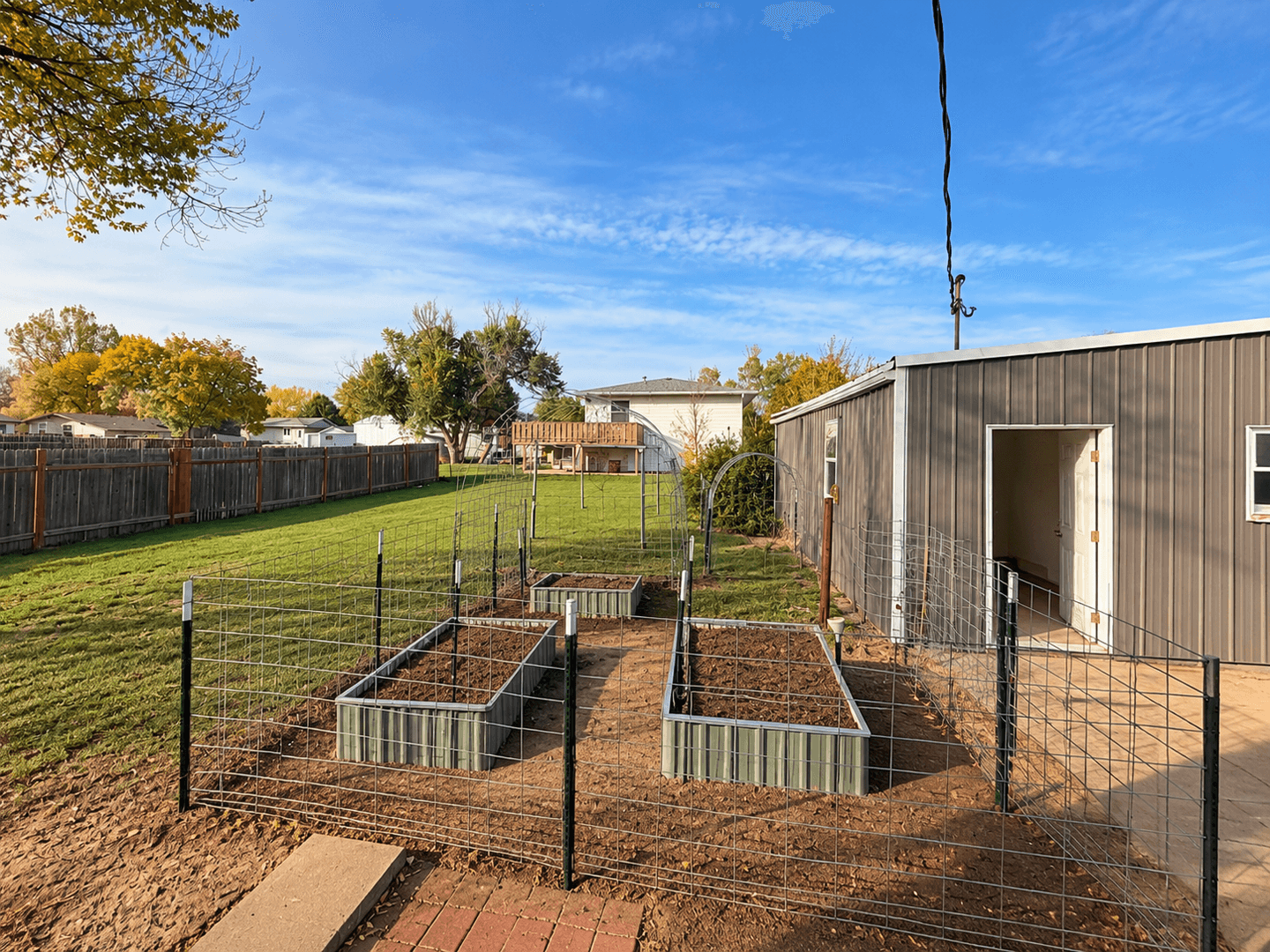 Laurel House: 702 6th ave