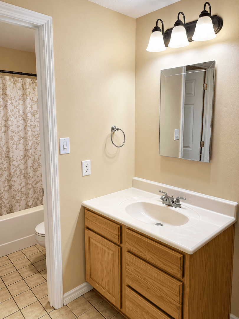 Billings Apartment: 300 N 25th Street