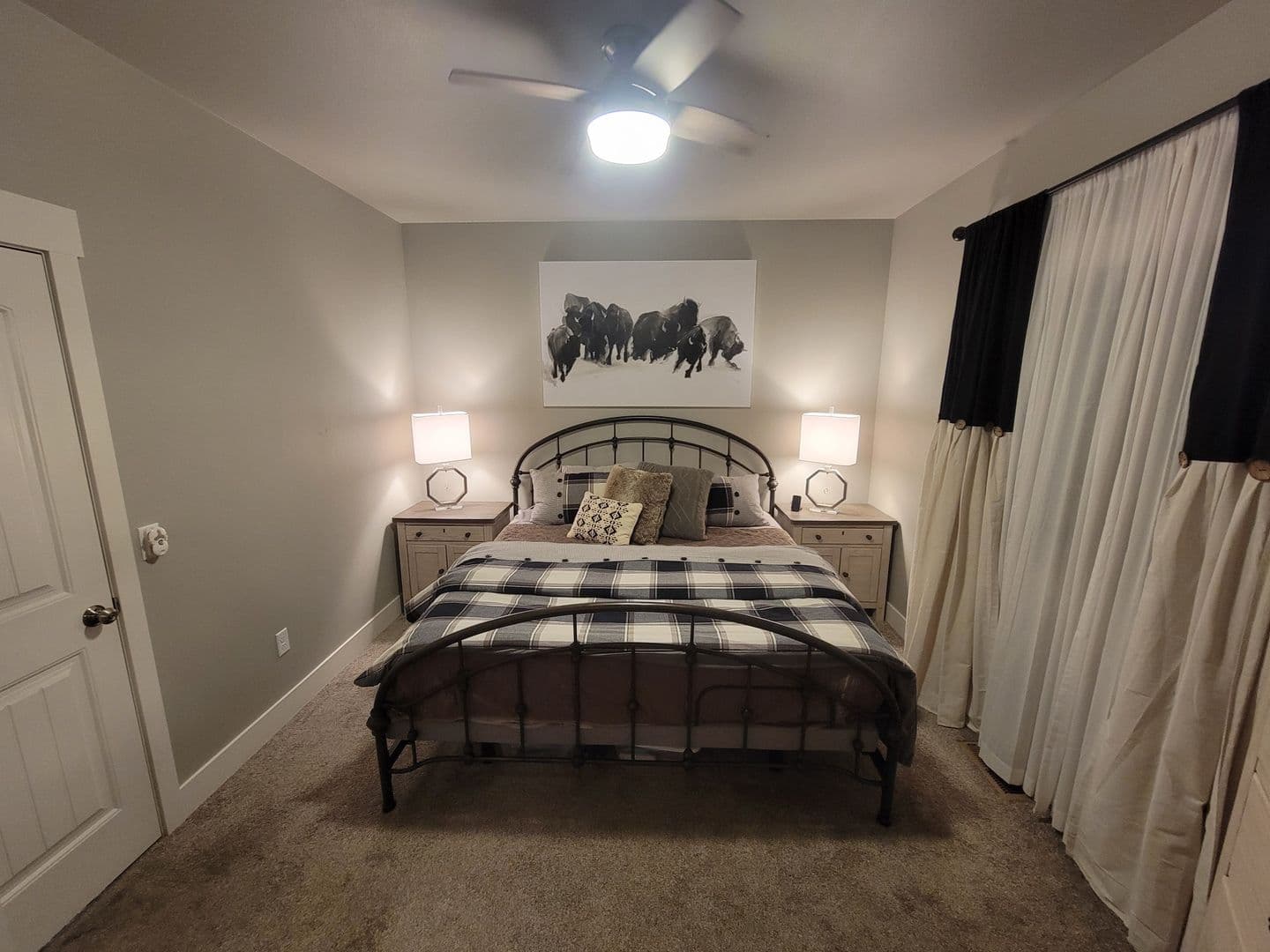Billings House: 1645 Island View Drive