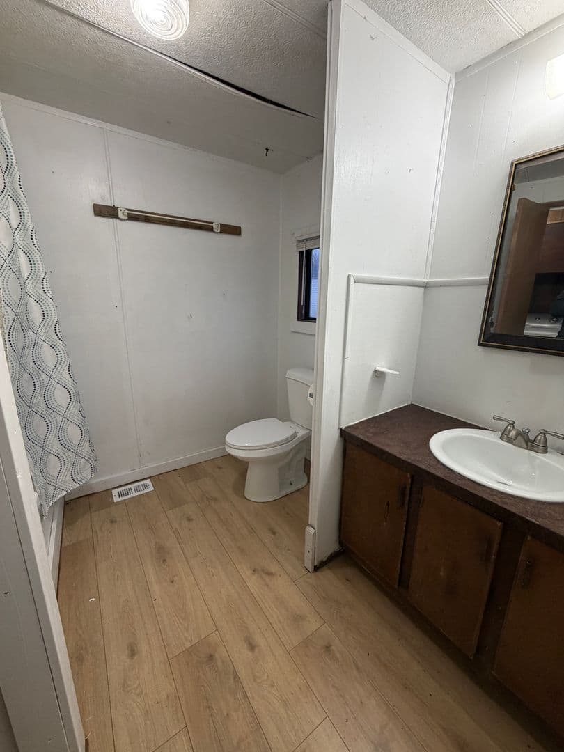 Billings House: 5022 Danford Dr - Danford Trailer 2