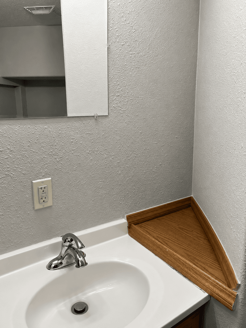 Billings Apartment: 1923 8th Ave.