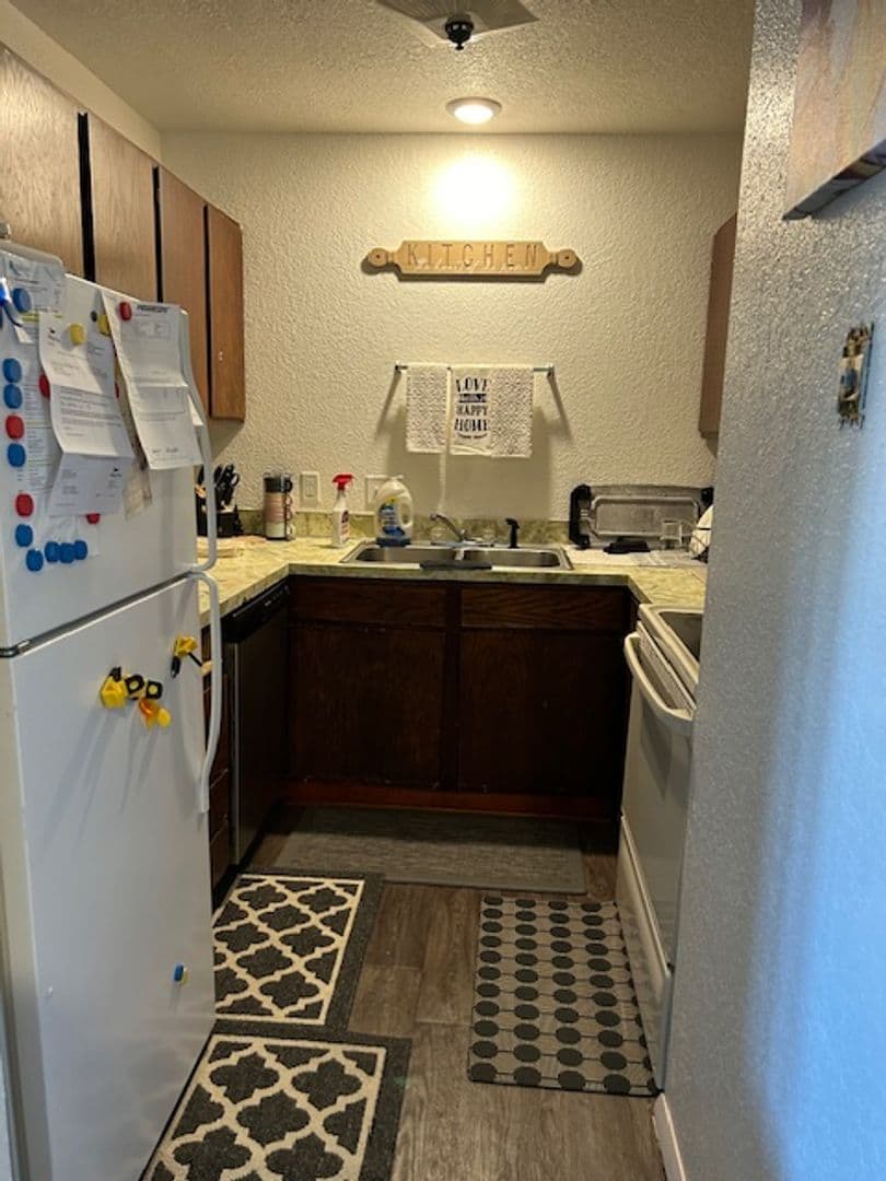 Billings Apartment: 44 6th Street