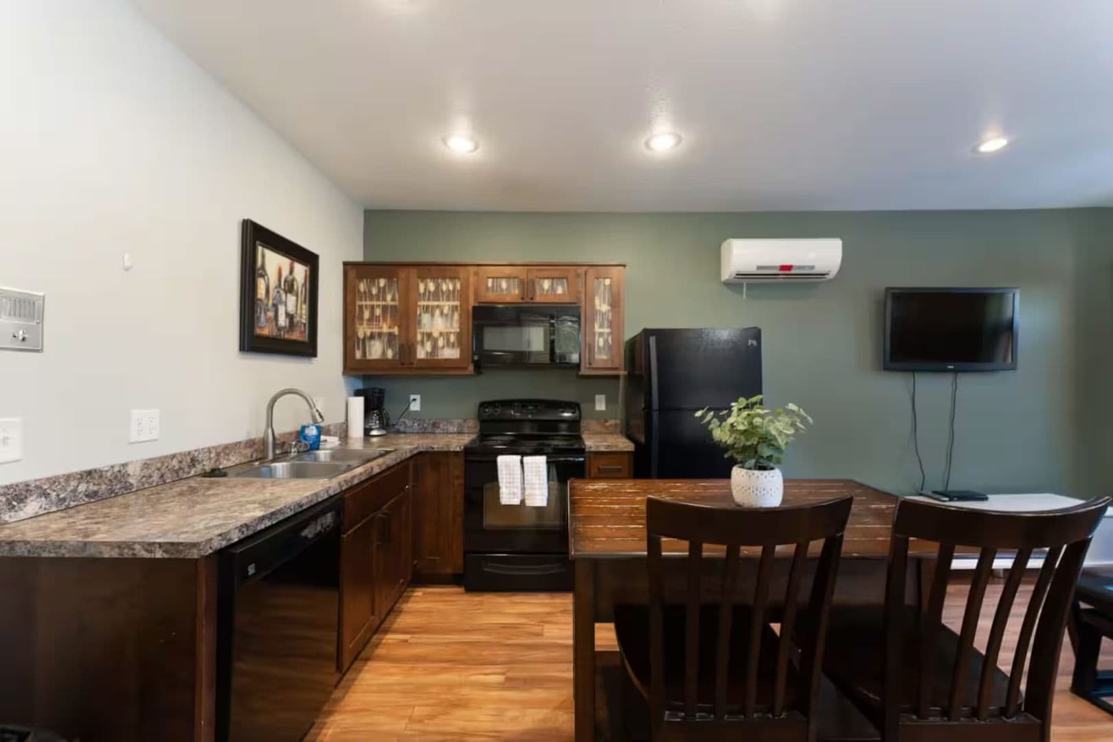 Billings Apartment: 2520 2nd Ave. North