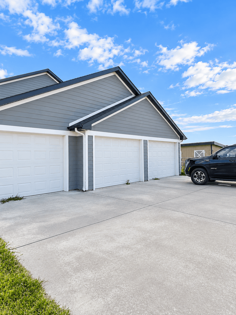 Billings House: 2148 Walter Rd