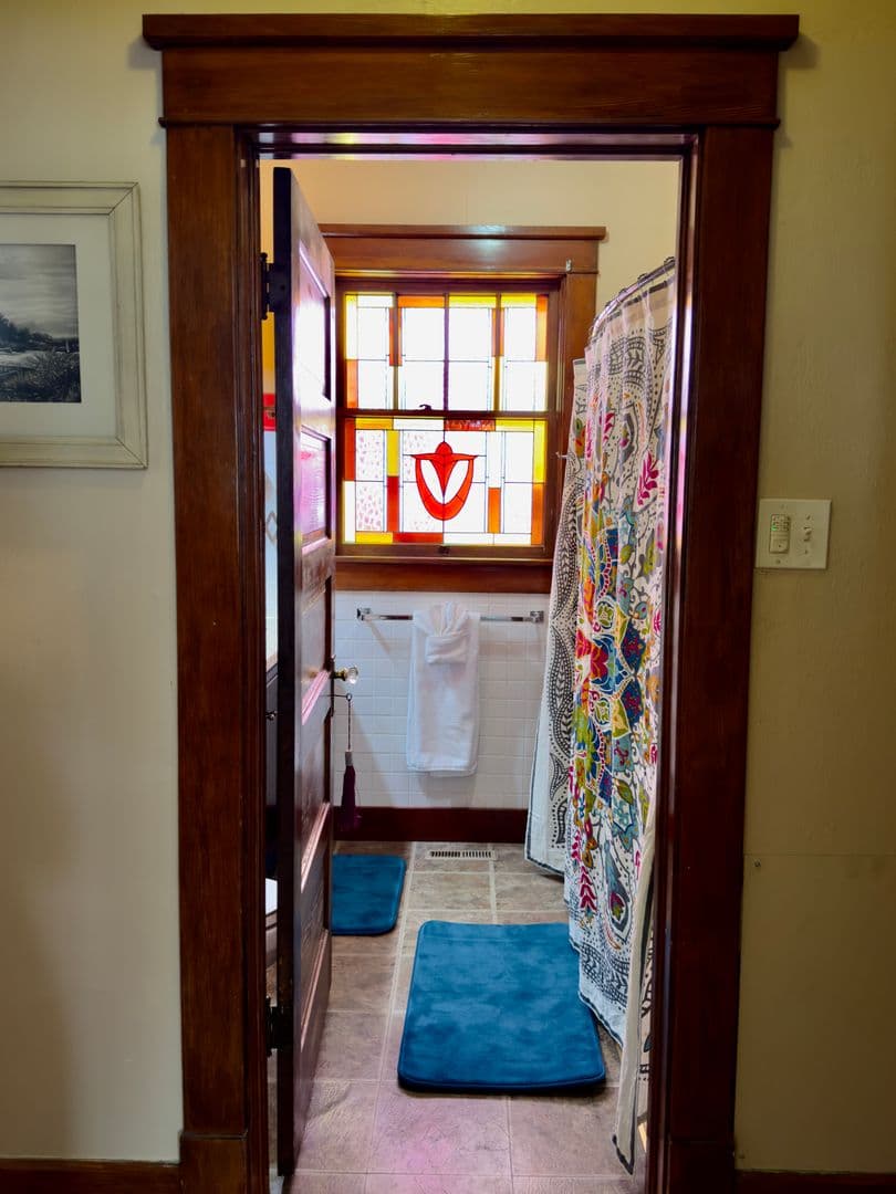 Billings House: 930 N 31st St