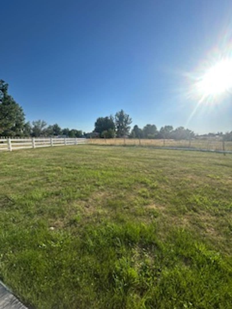 Billings House: 2148 Walter Rd
