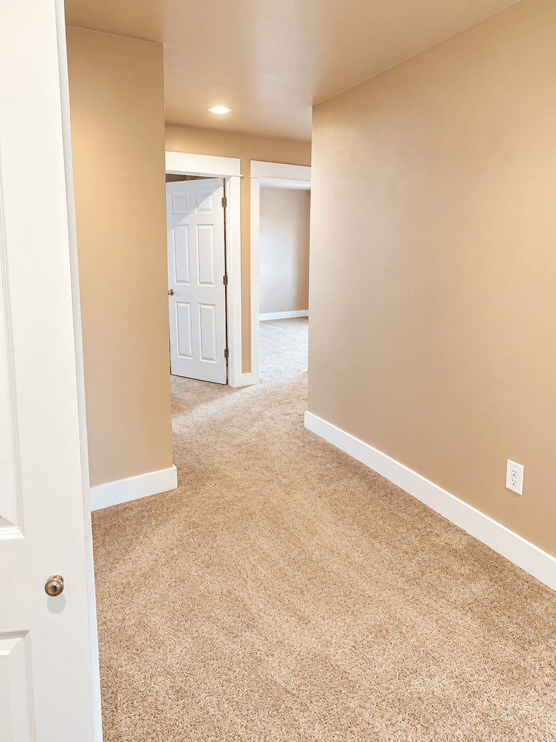 Billings House: 2148 Walter Rd