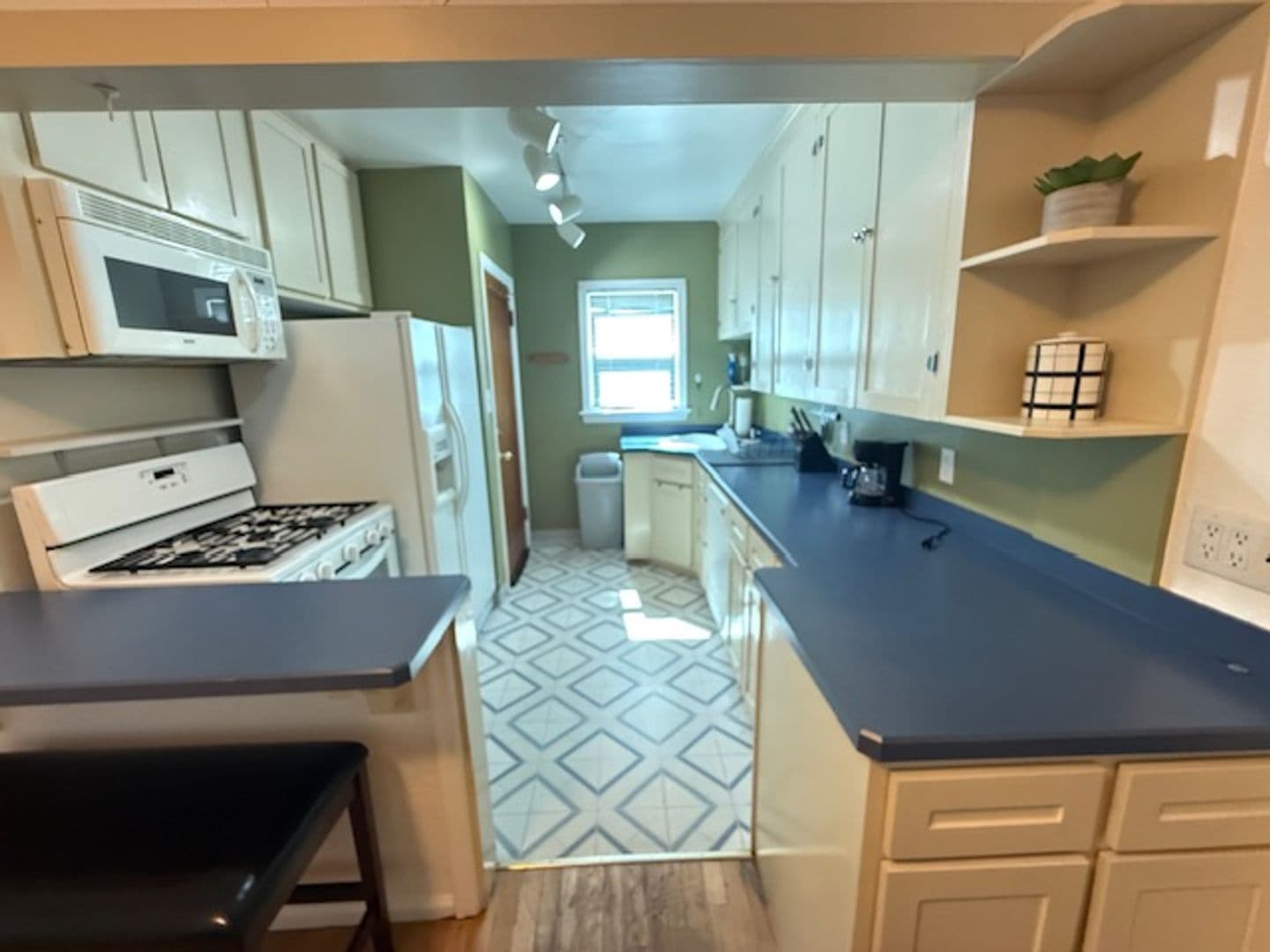Billings Apartment: 903 N 25th Street