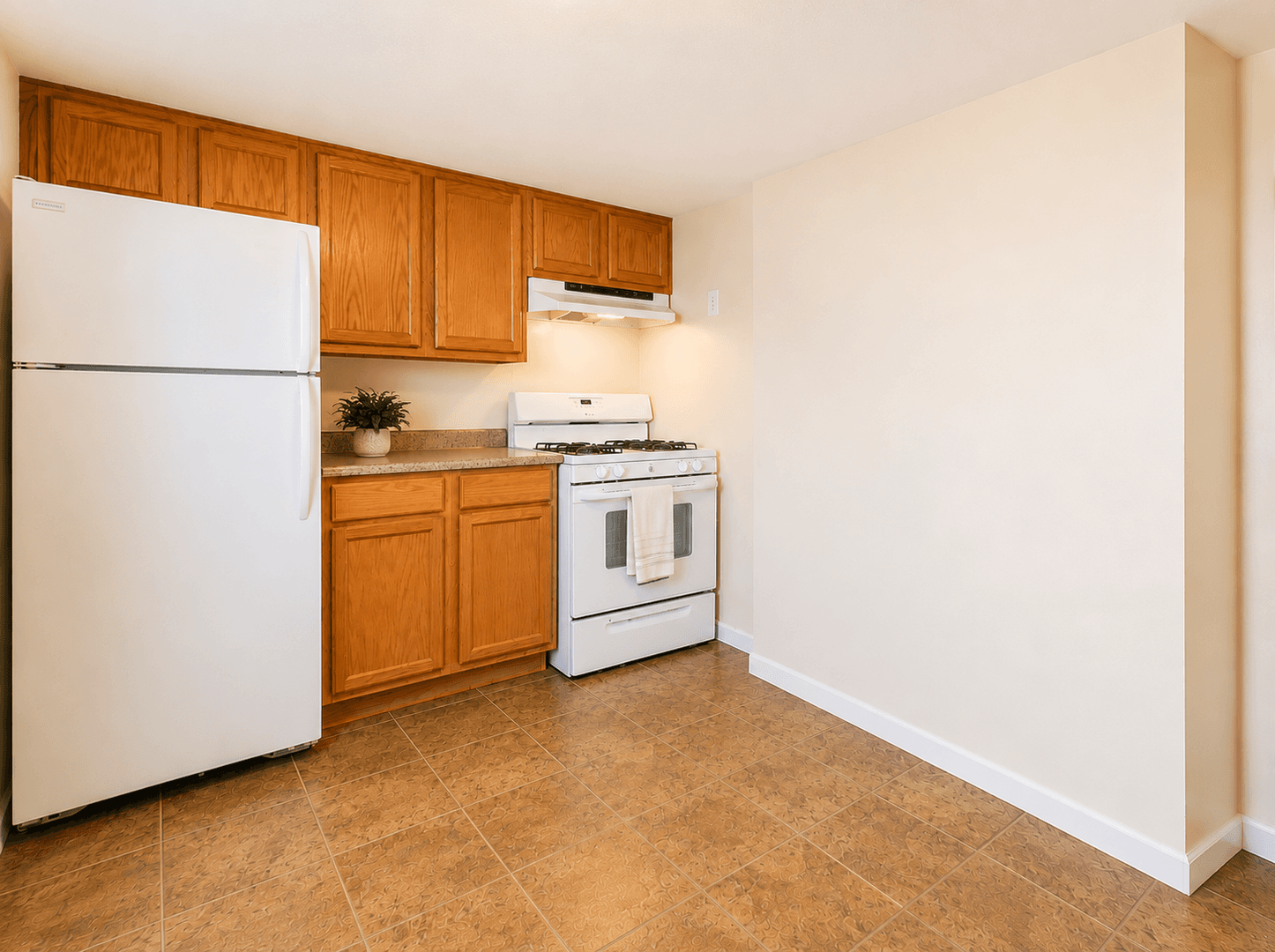 Billings Apartment: 21 Grand Avenue
