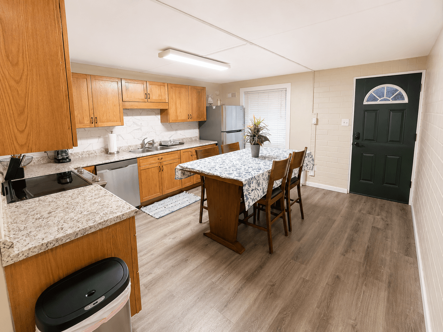 Billings Apartment: 300 N 25th Street