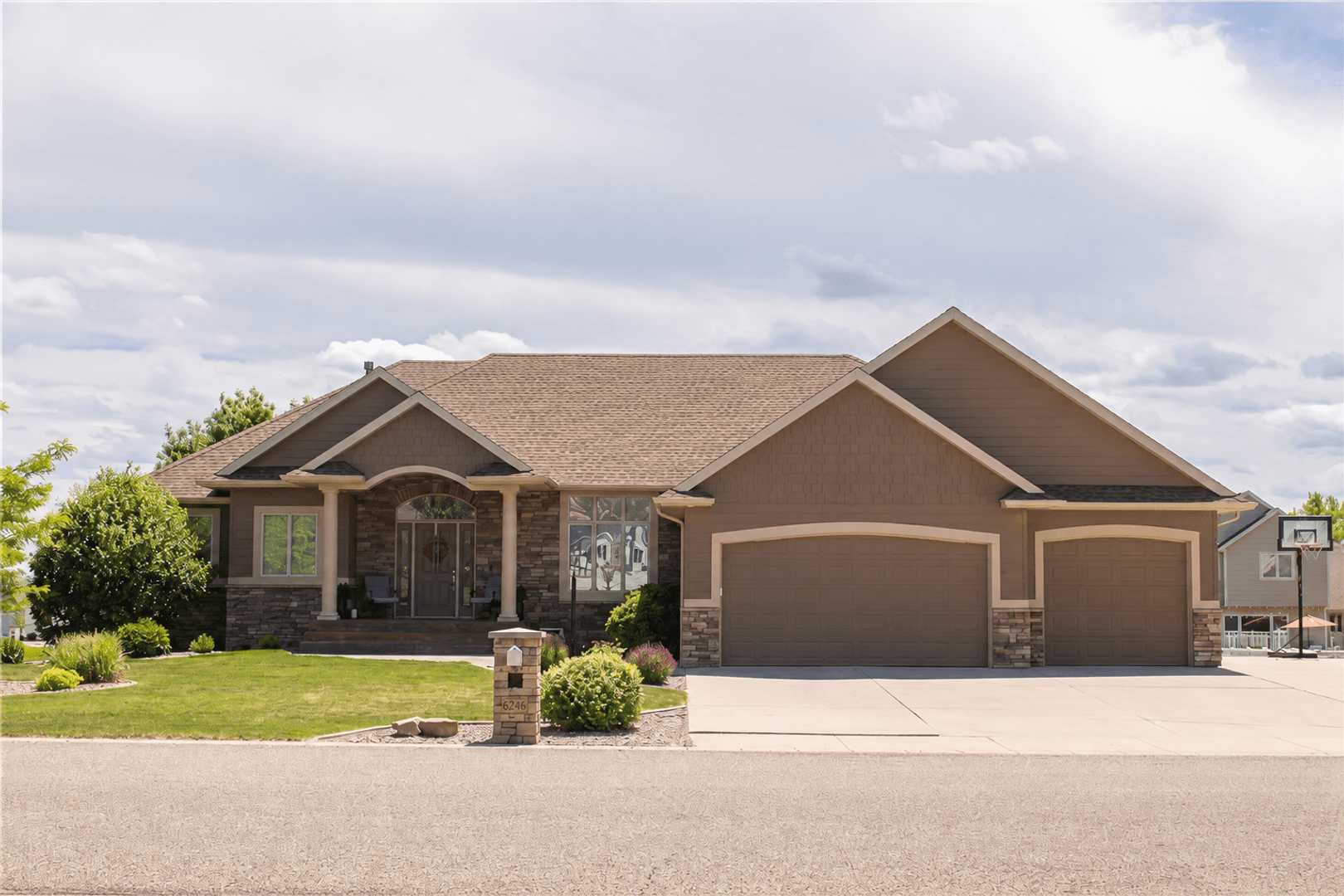 Billings House: 6246 Ironwood Drive