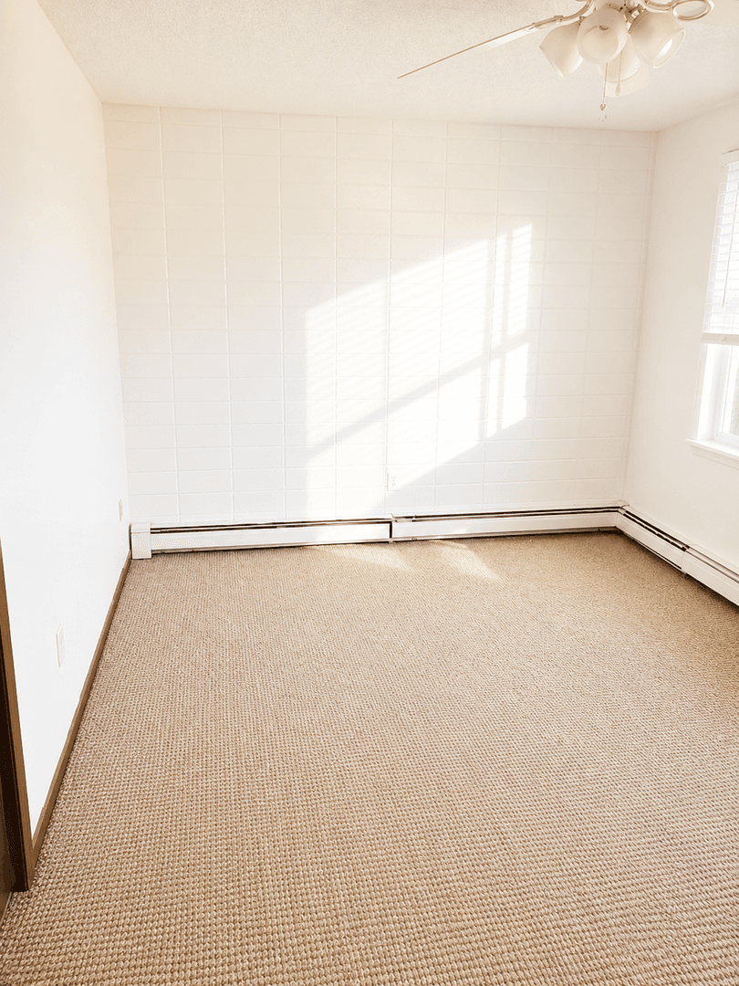 Billings Apartment: 517 Wicks Lane