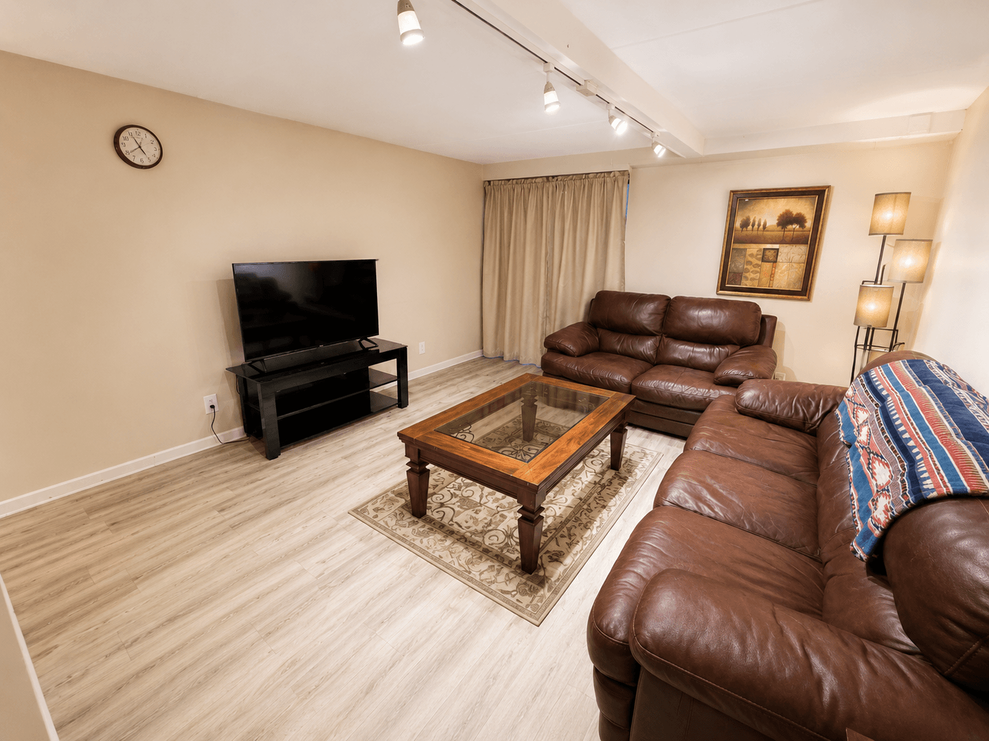 Billings Apartment: 300 N 25th Street