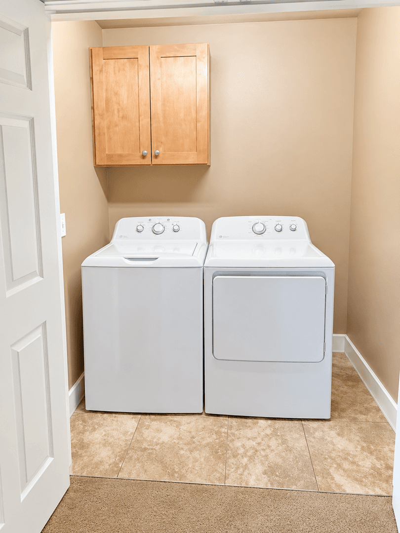 Billings House: 2148 Walter Rd