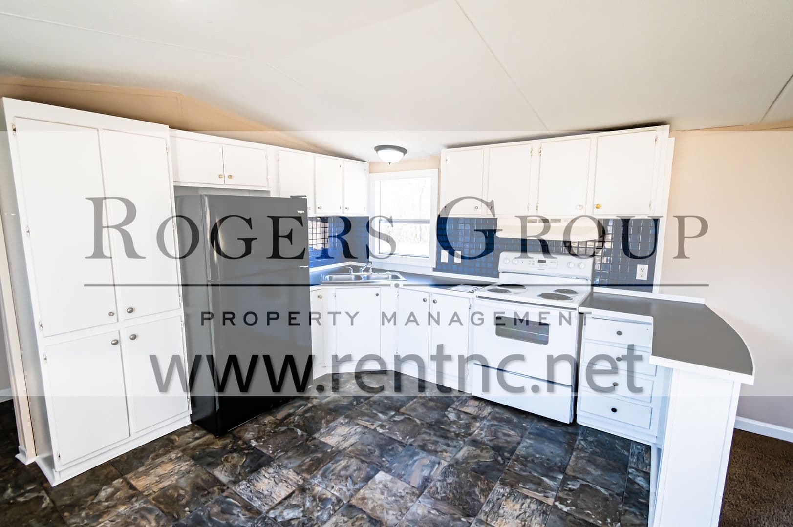 Norlina House: 130 Woodway Dr