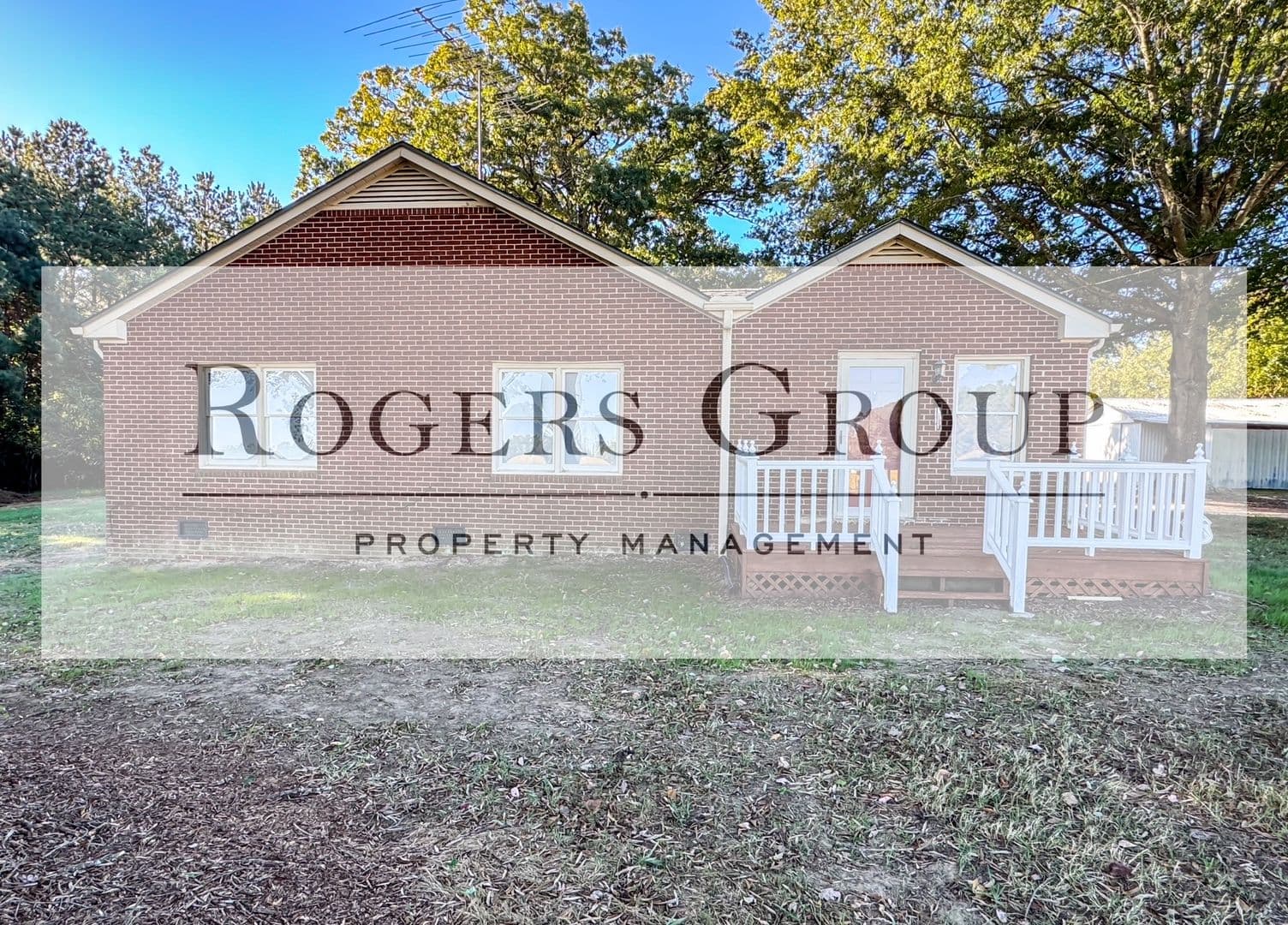 Louisburg House: 382 Fuller Road