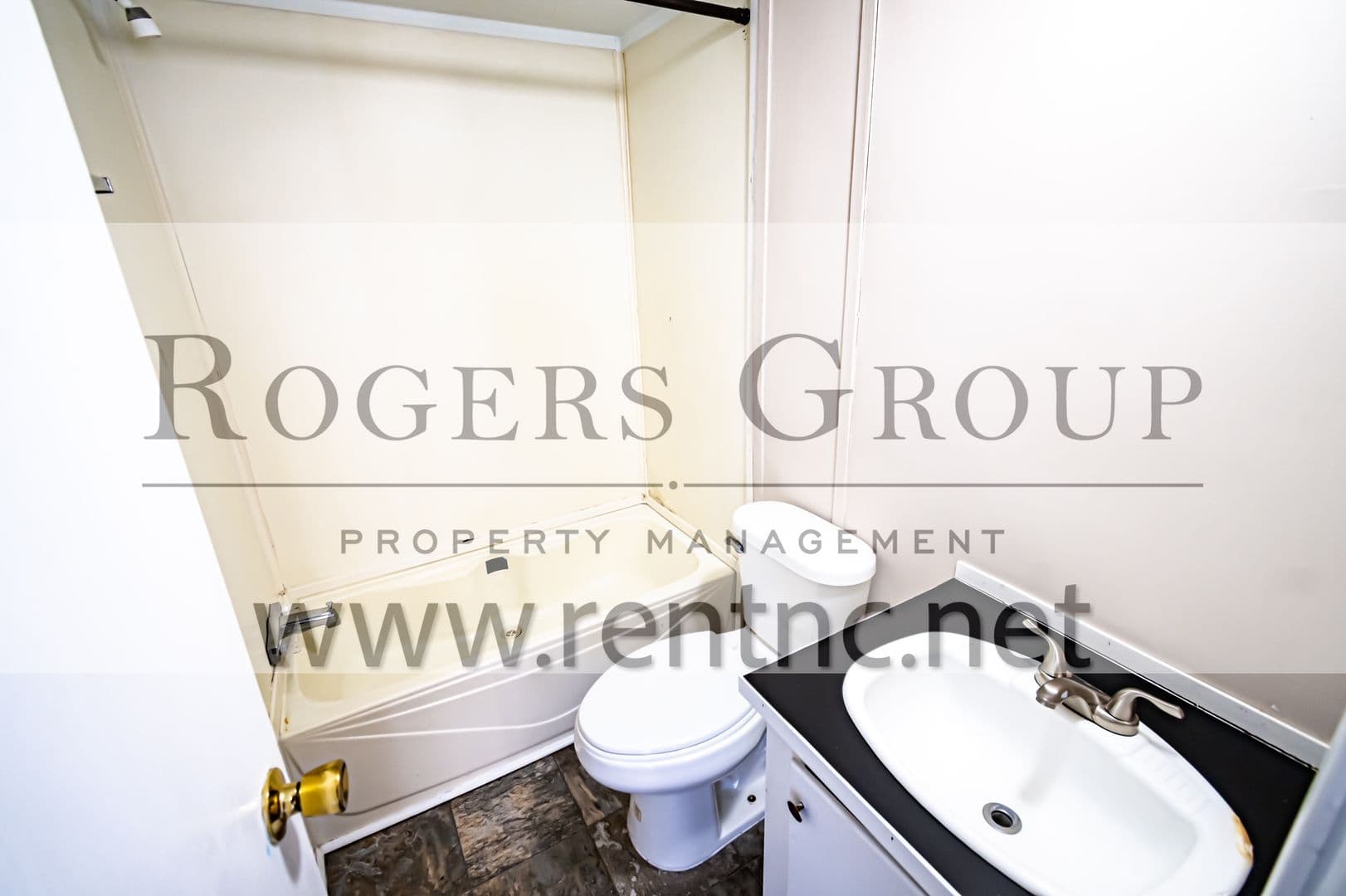 Norlina House: 130 Woodway Dr