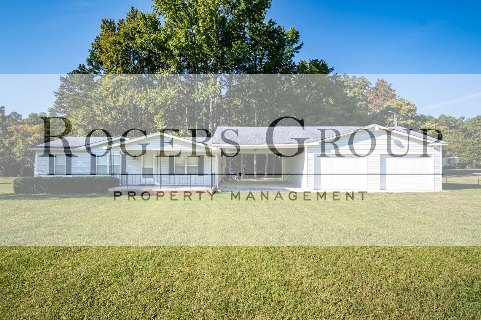 Henderson House: 292 Pollyanna Rd
