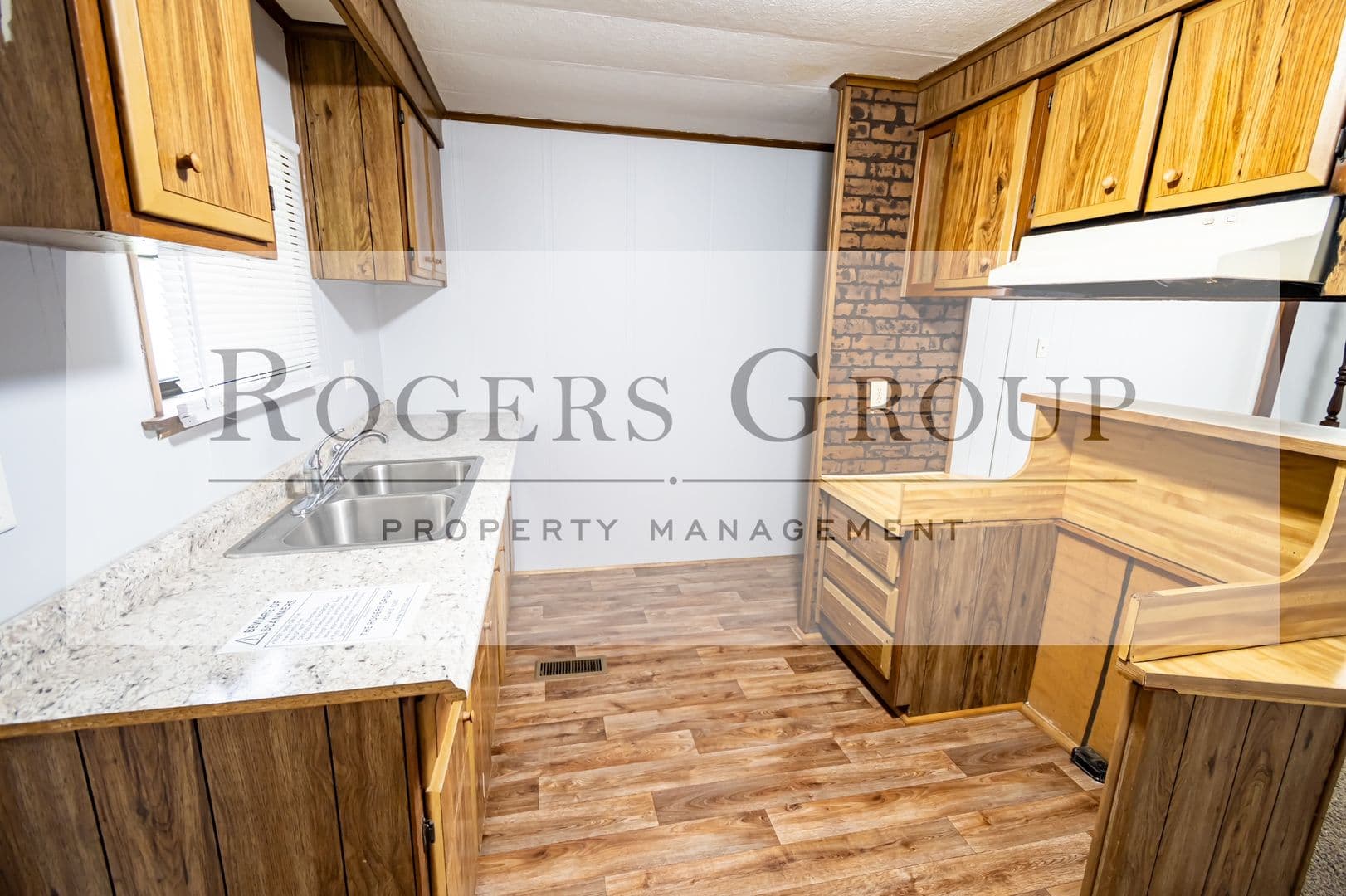 Henderson Apartment: 265 Charles St