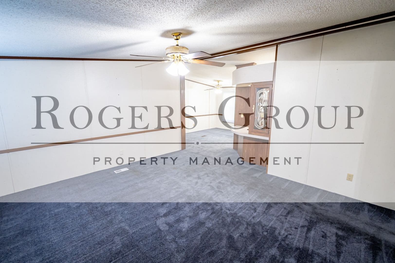 Henderson House: 292 Pollyanna Rd