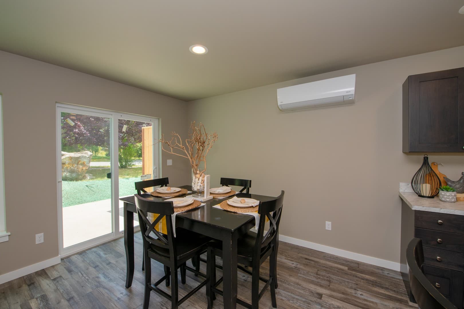 Oak Harbor Condo: 259 Se Ely St #A4