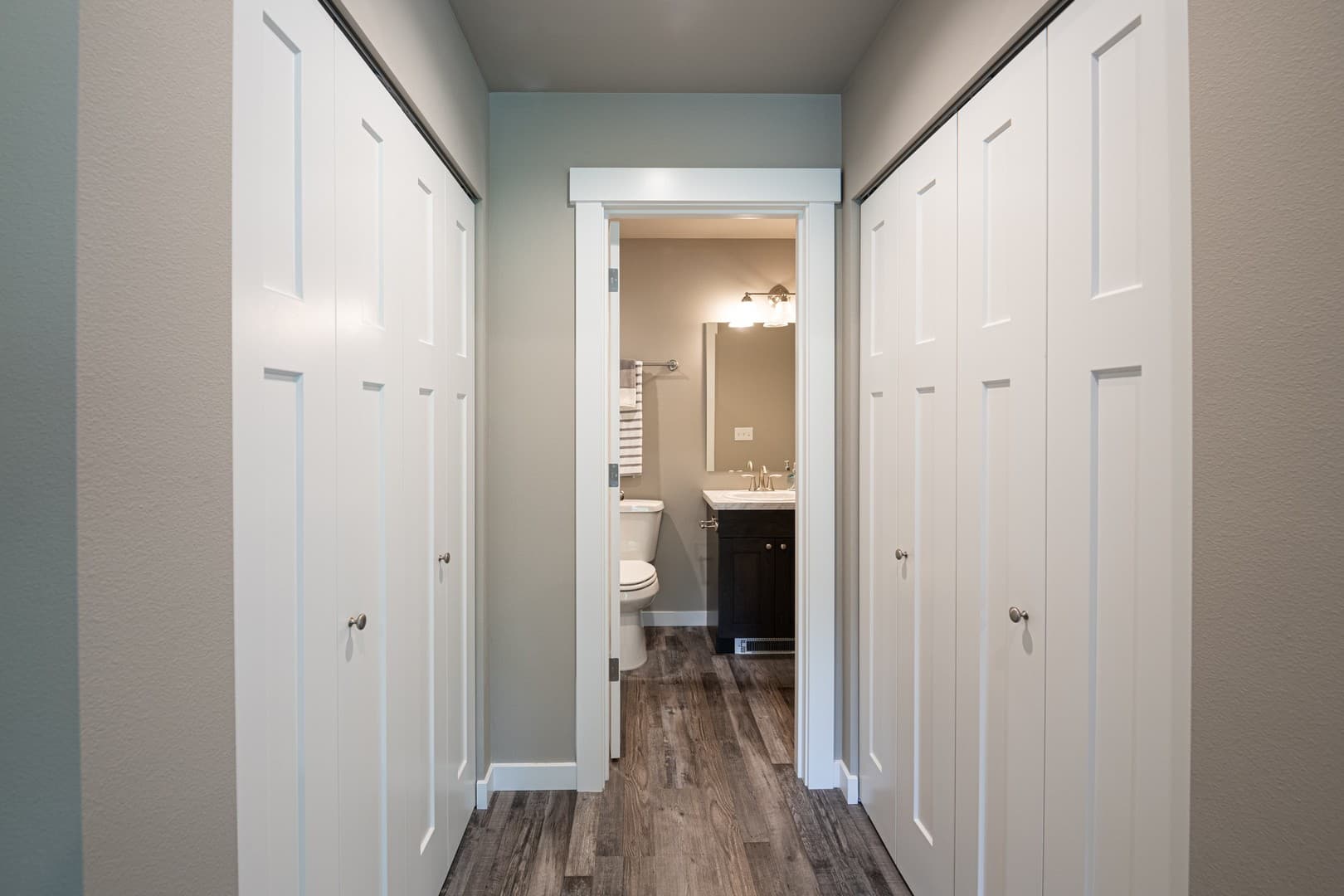 Oak Harbor Condo: 259 Se Ely St #A4