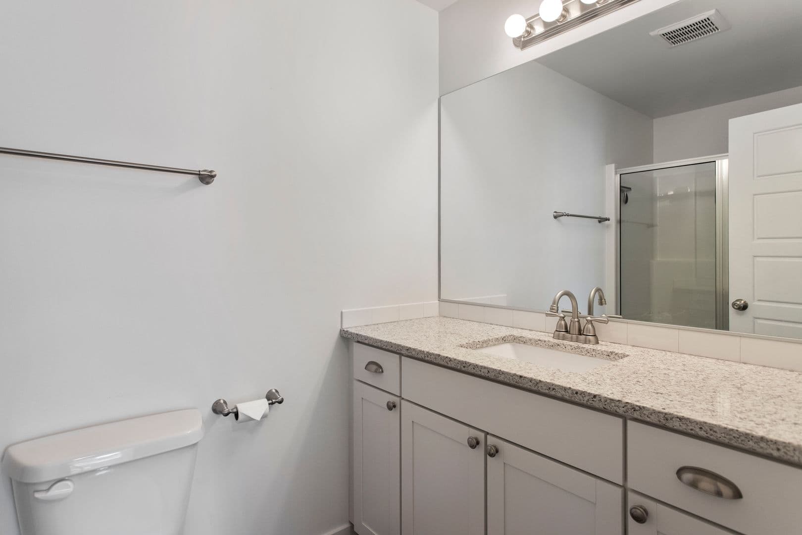 Oak Harbor House: 1749 Nw 5th Ave