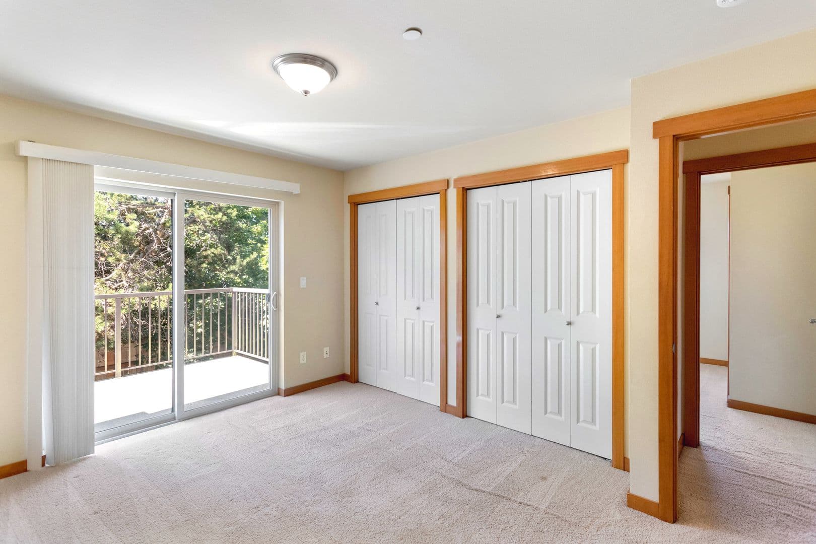 Oak Harbor Condo: ⛵ 259 Se Ely St #B105