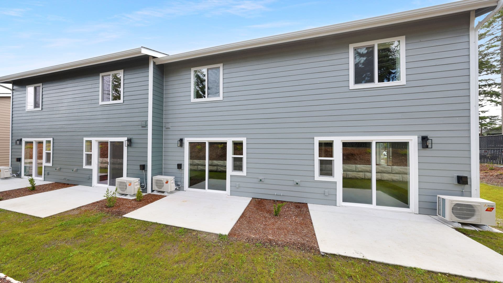 Oak Harbor Townhome: 120 Ne 10th Ave #C3