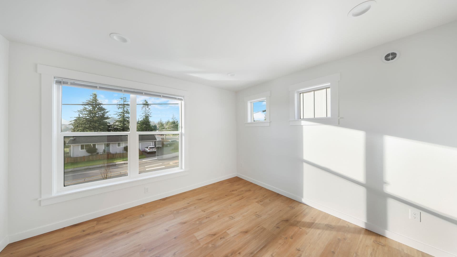 Anacortes House: 2130 32nd St