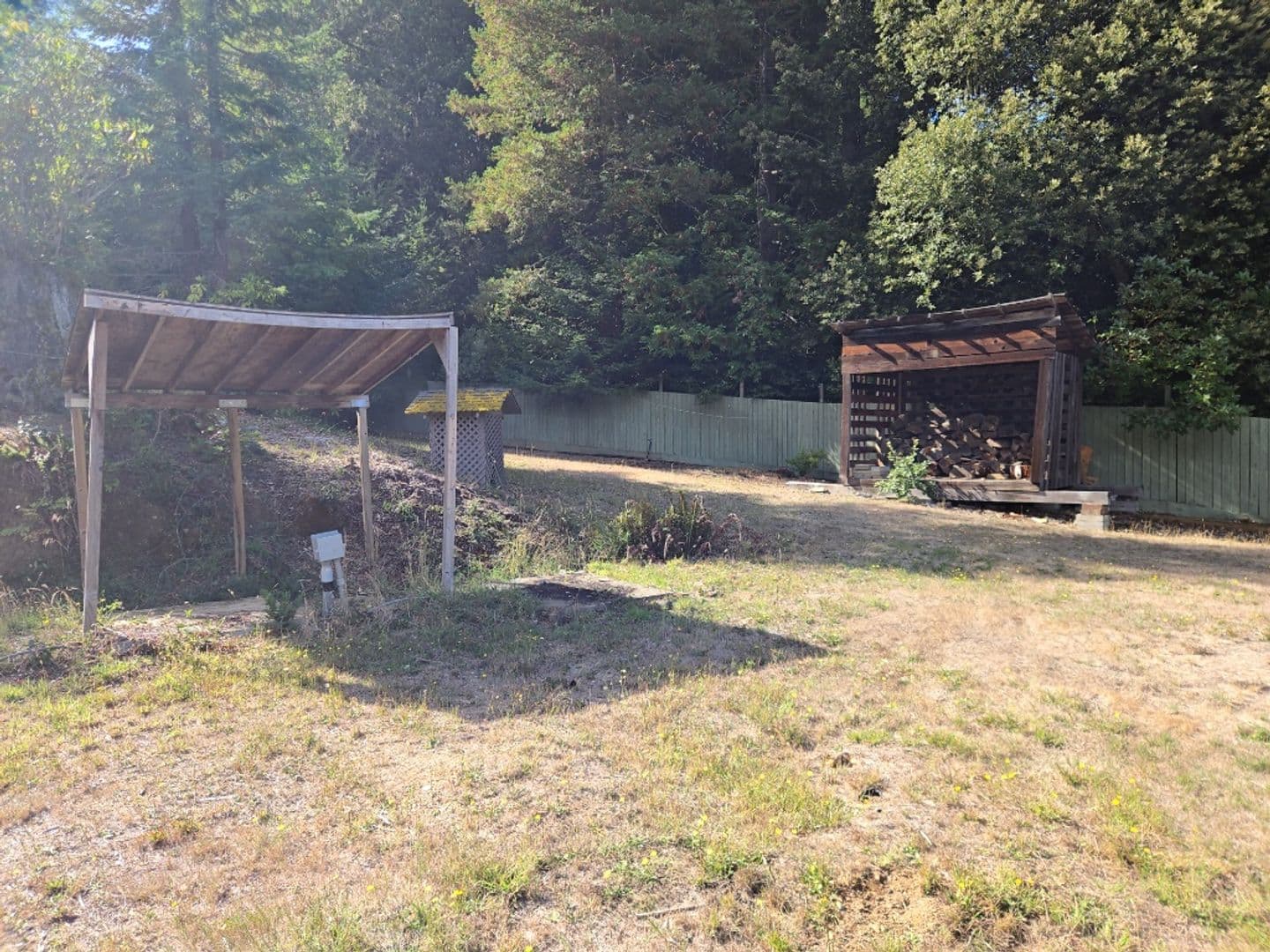 Kneeland House: 5623 Kneeland Rd. [PRM: Andrew]
