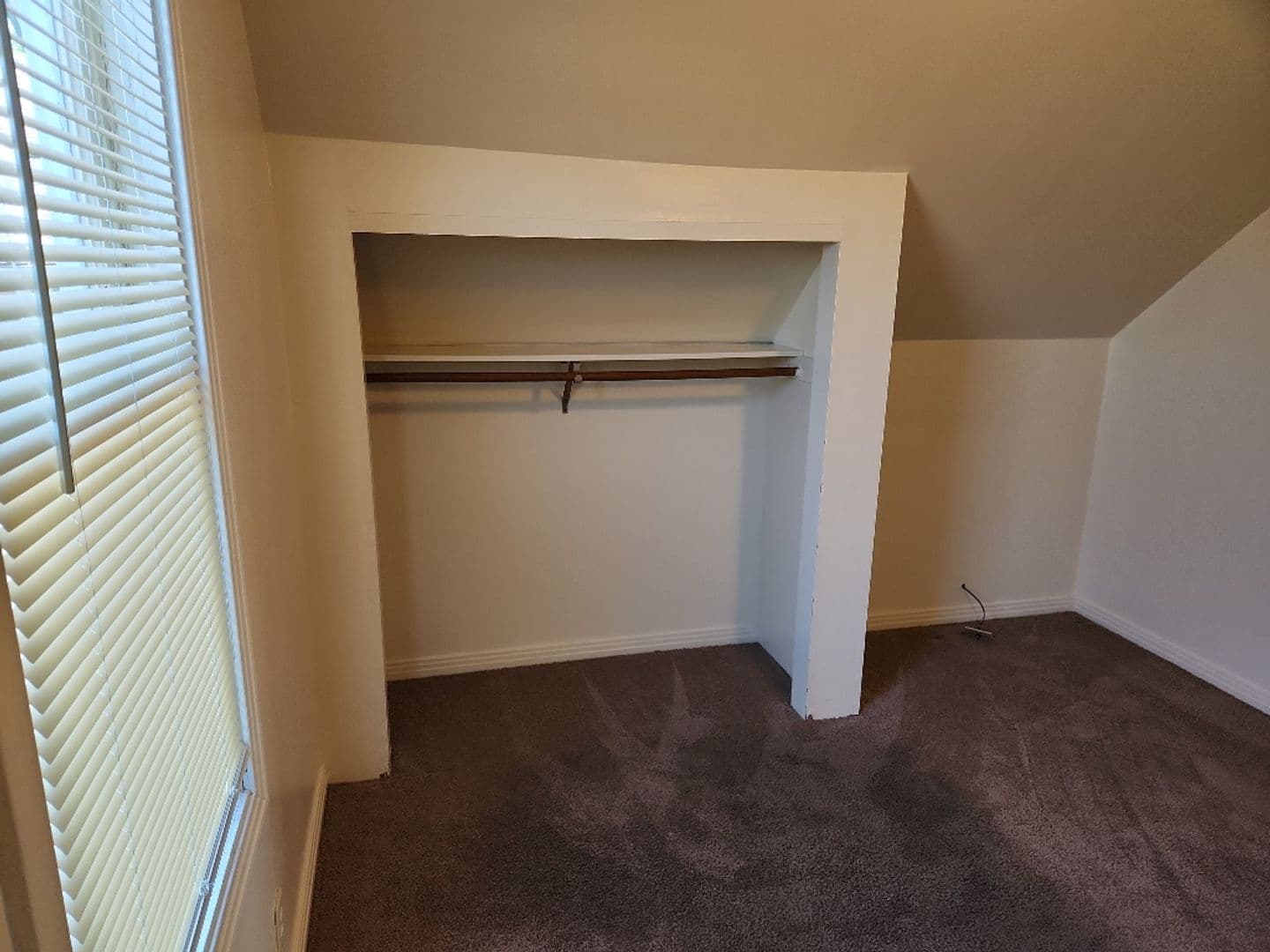 Eureka Apartment: 1443 5th Street