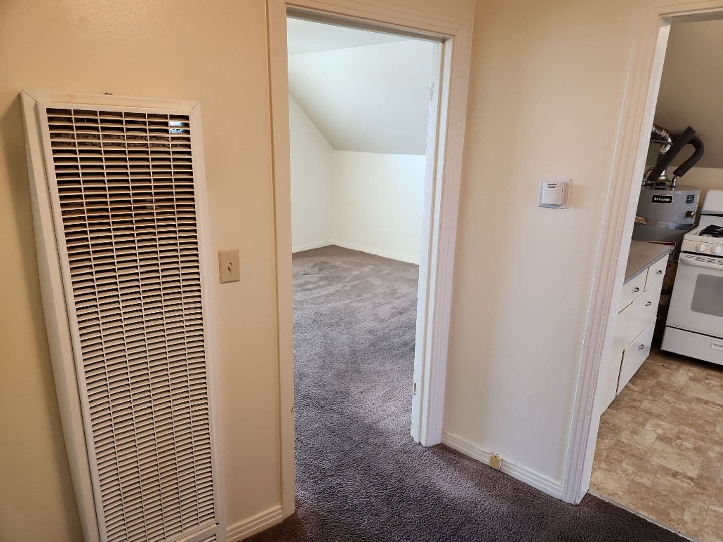 Eureka Apartment: 1443 5th Street
