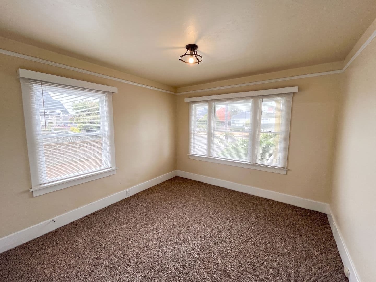 Eureka House: 2726 J Street